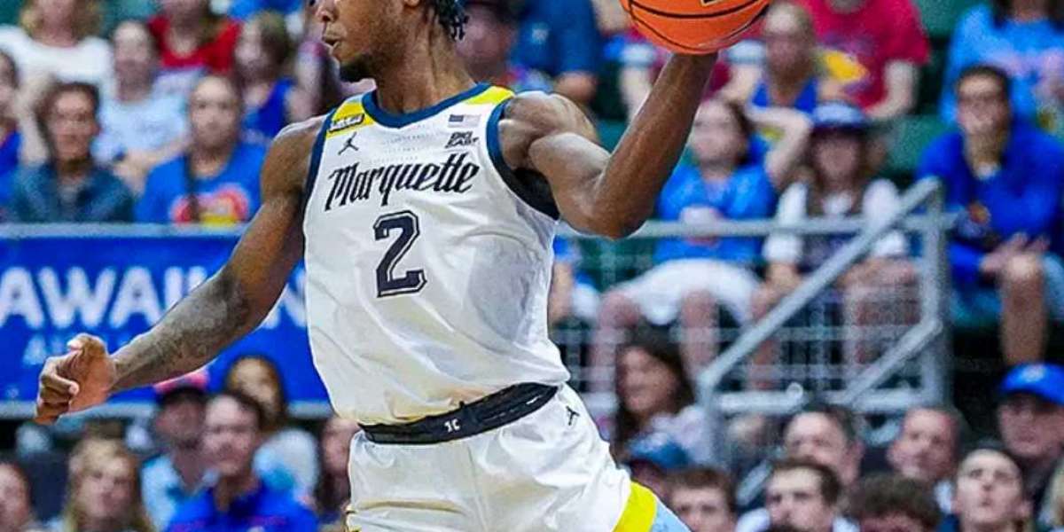 Marquette Golden Eagles face Purdue University Wildcats in the finals of the Allstate Maui Invitational