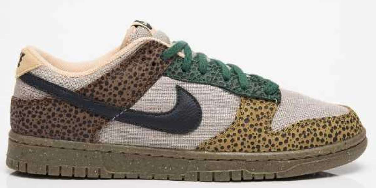 Dunk Low Gold Moss: The Perfect Holiday Sneaker